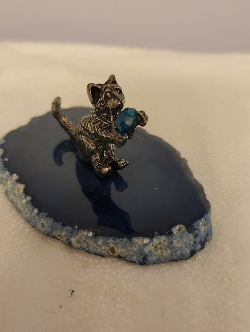 Pewter Cat With Blue Agate Ball Sitting On Dark Blue Agate 1.25x2.25 In Figurine